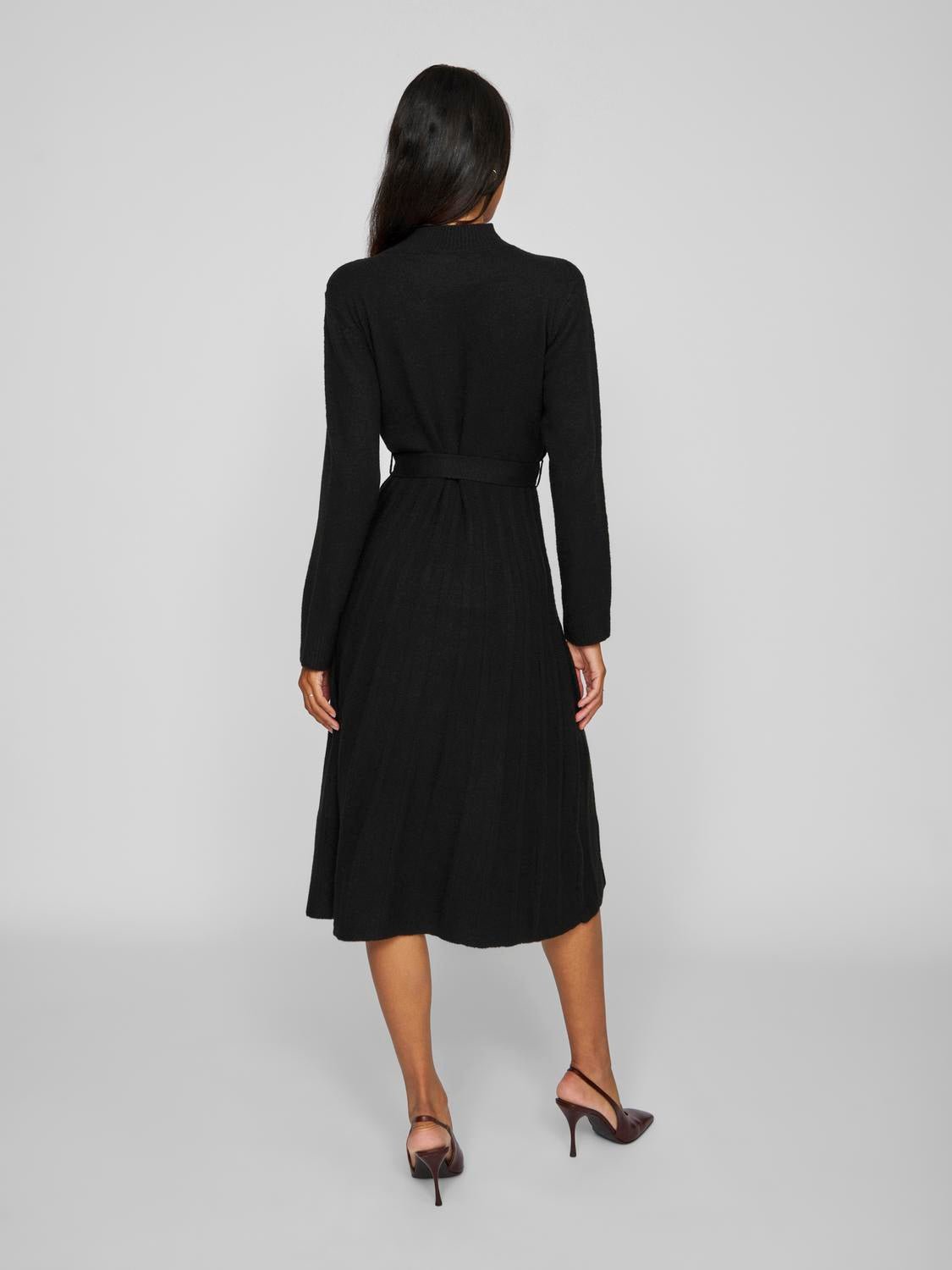 VITRINE Midi Dress - Black - VERO MODA & VILA Bergvik